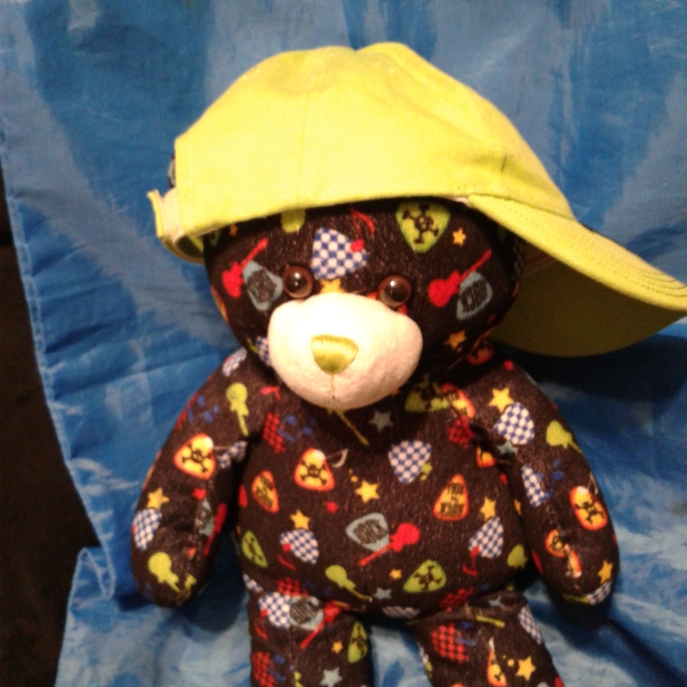 Hat - Picture 2 of 9